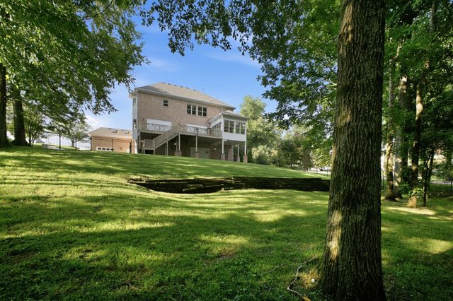 9619 Deer Track Ct, Brentwood, TN 37027