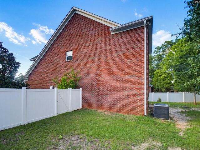 142 Regency Place, Columbia, SC 29212