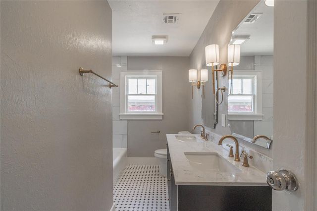 2301 N Kelham Avenue, Oklahoma City, OK 73111