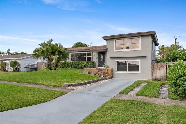 1710 Katherine Court, Lake Worth, FL 33461