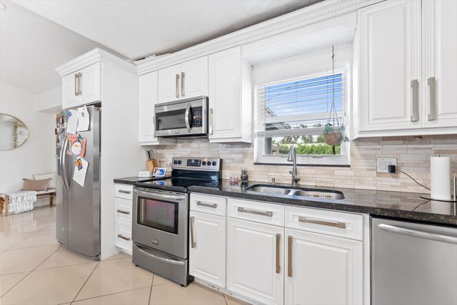 1710 Katherine Court, Lake Worth, FL 33461