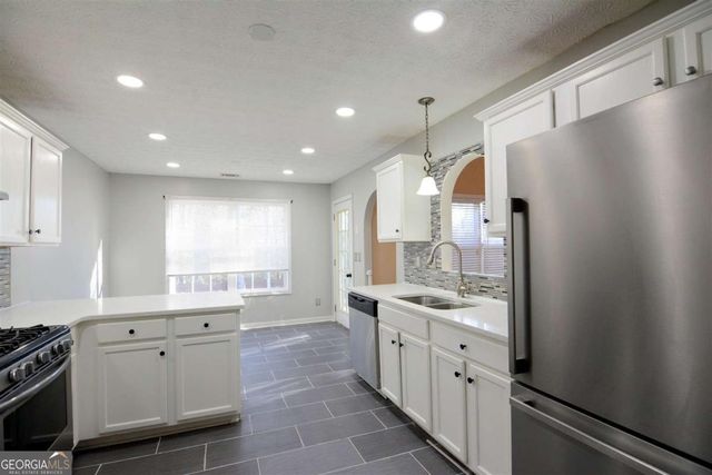 840 Walkingstick Drive, Douglasville, GA 30134