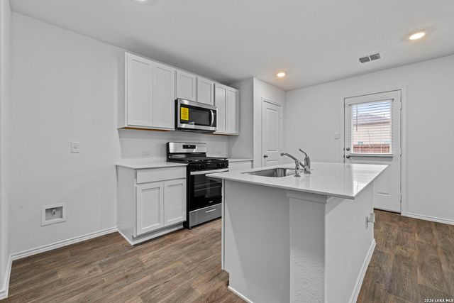 12615 Desert Fox, Converse, TX 78109
