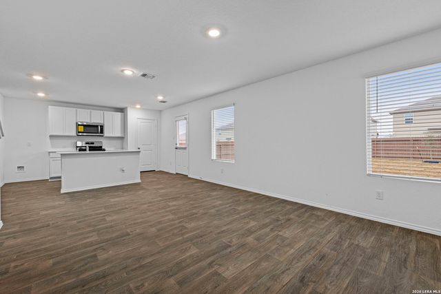 12615 Desert Fox, Converse, TX 78109