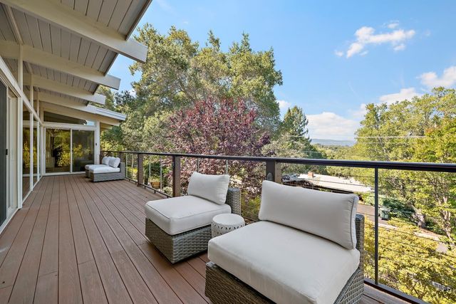 60 Linaria Way, Portola Valley, CA 94028