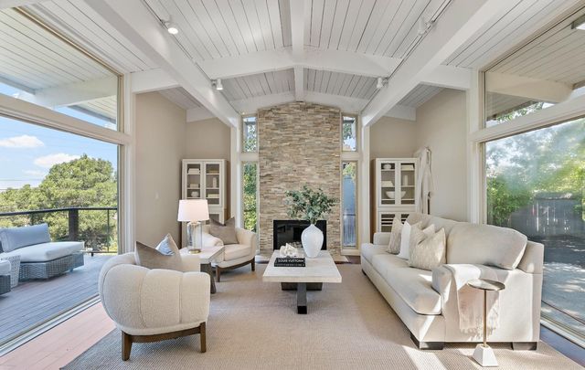 60 Linaria Way, Portola Valley, CA 94028