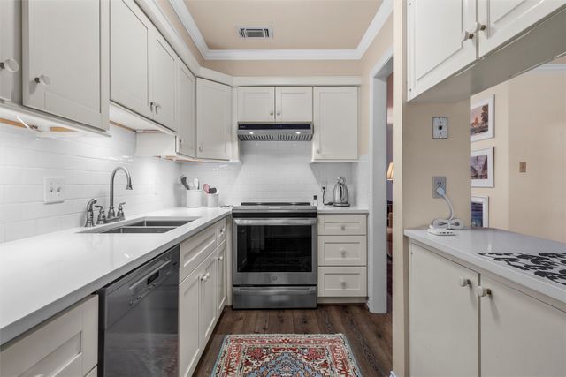 5032 Lake Shore Drive, Waco, TX 76710