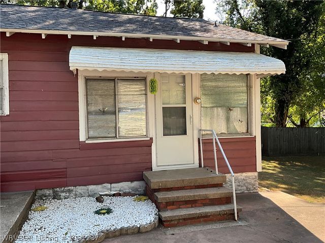 2308 Birnie Avenue, Fort Smith, AR 72904