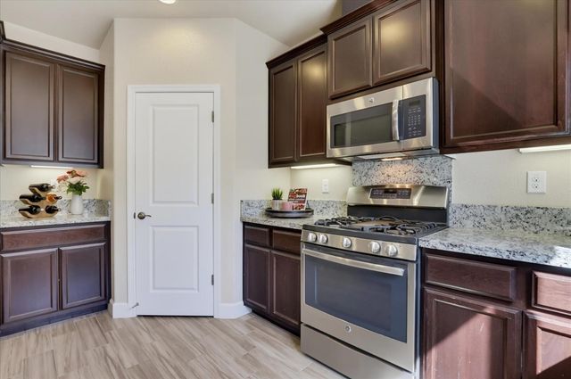 10430 Rubicon Ct, Grass Valley, CA 95949
