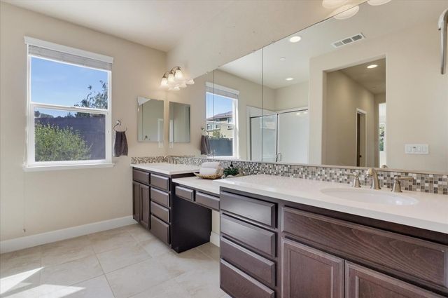 10430 Rubicon Ct, Grass Valley, CA 95949