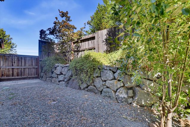 10430 Rubicon Ct, Grass Valley, CA 95949