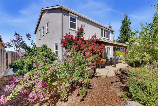 10430 Rubicon Ct, Grass Valley, CA 95949