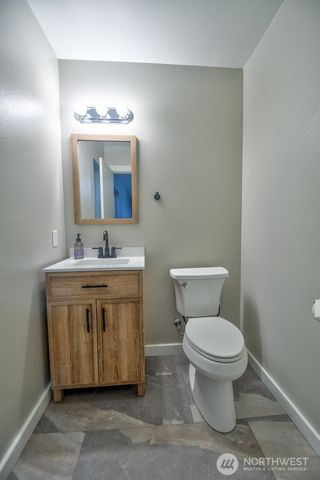 4201 Arbor Court SE, Lacey, WA 98503