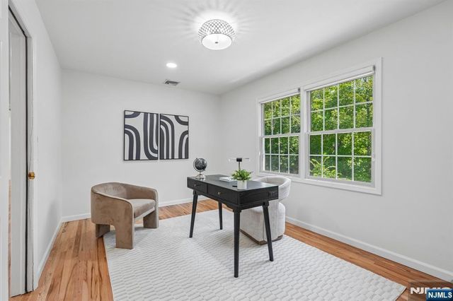 15 Bethany Circle, Closter, NJ 07624