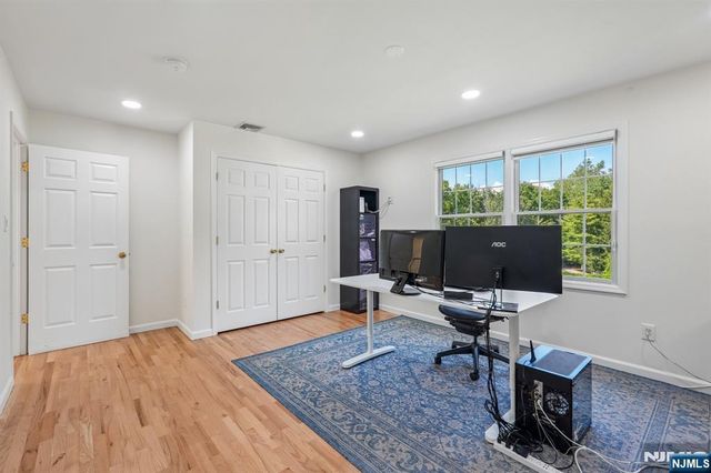 15 Bethany Circle, Closter, NJ 07624