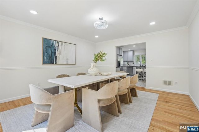 15 Bethany Circle, Closter, NJ 07624