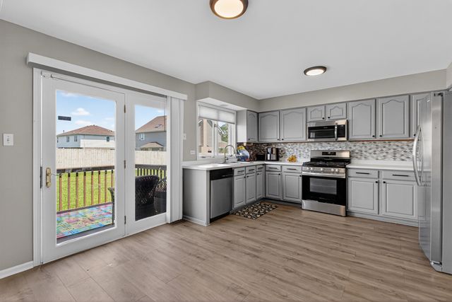 24556 S Independence Boulevard, Crete, IL 60417