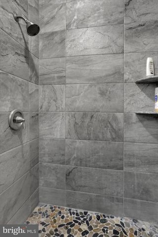 1444 MARKET ST, Harrisburg, PA 17103