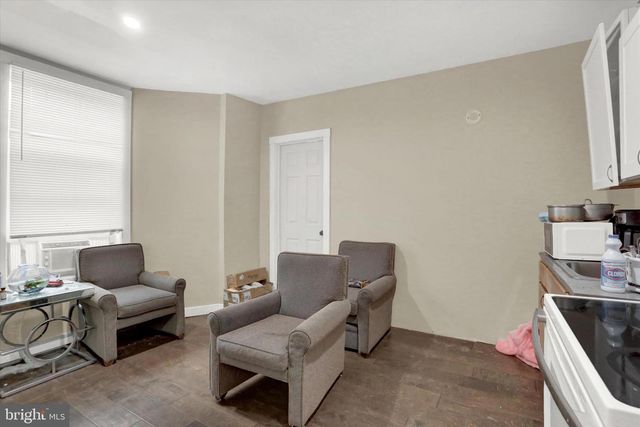 1444 MARKET ST, Harrisburg, PA 17103