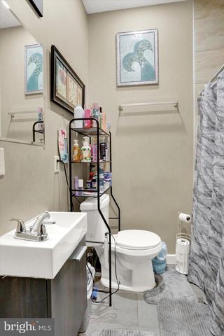 1444 MARKET ST, Harrisburg, PA 17103