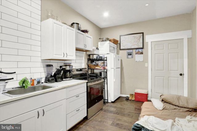 1444 MARKET ST, Harrisburg, PA 17103