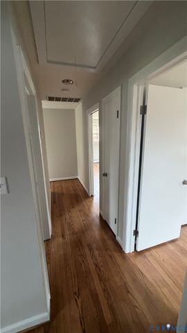 207 Mac Arthur Ave, Colonial Heights, VA 23834