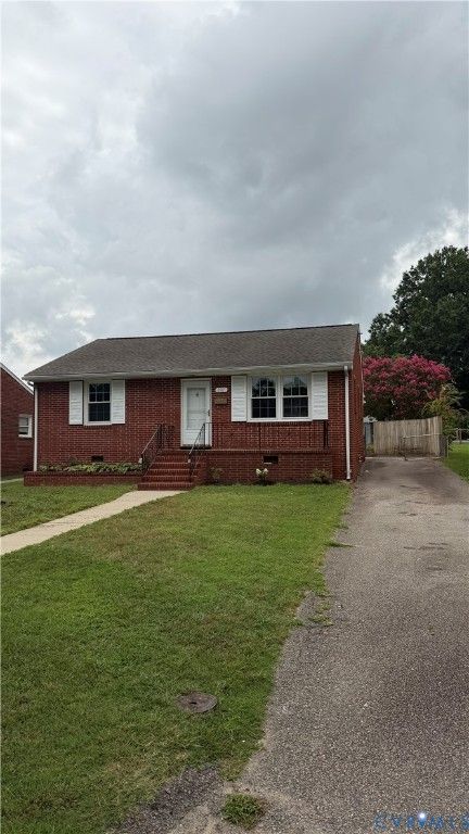 207 Mac Arthur Ave, Colonial Heights, VA 23834