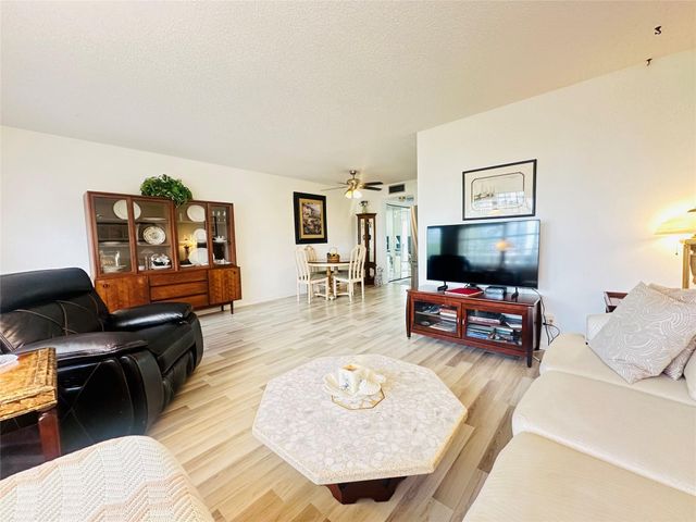 4144 Cambridge G 4144, Deerfield Beach, FL 33442