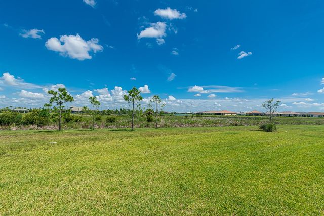12877 SW Ambra Street, Port St. Lucie, FL 34987