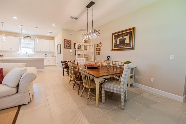 12877 SW Ambra Street, Port St. Lucie, FL 34987