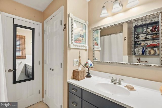 278 HILLSMERE DR, Annapolis, MD 21403