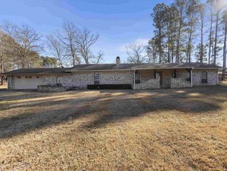 2693 Richie St, Diana, TX 75640