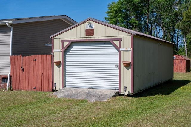 2007 Venus Ct., Loris, SC 29569