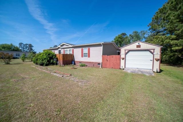 2007 Venus Ct., Loris, SC 29569