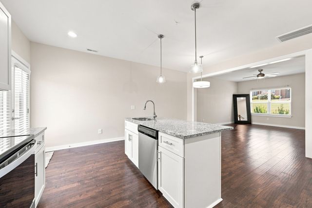 2308 Smedley Ln, Antioch, TN 37013
