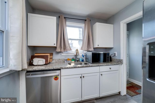 300 MCKINLEY AVE, Reading, PA 19605