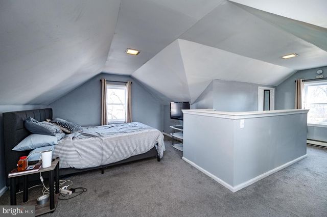 300 MCKINLEY AVE, Reading, PA 19605