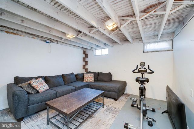 300 MCKINLEY AVE, Reading, PA 19605