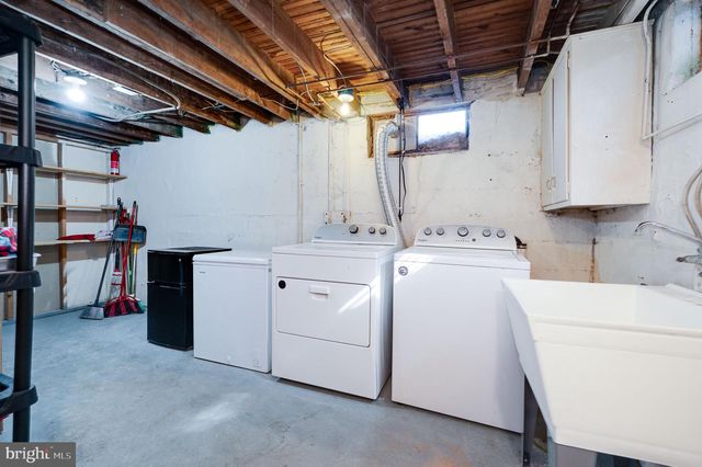 300 MCKINLEY AVE, Reading, PA 19605