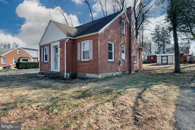 300 MCKINLEY AVE, Reading, PA 19605