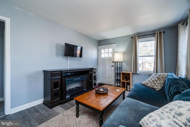 300 MCKINLEY AVE, Reading, PA 19605