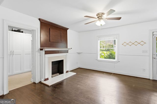 1669 Emerald Avenue SW, Atlanta, GA 30310