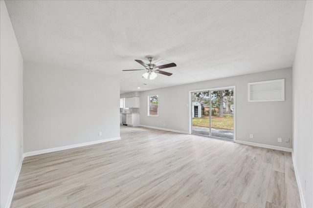 5922 Fontenelle Drive, Houston, TX 77035