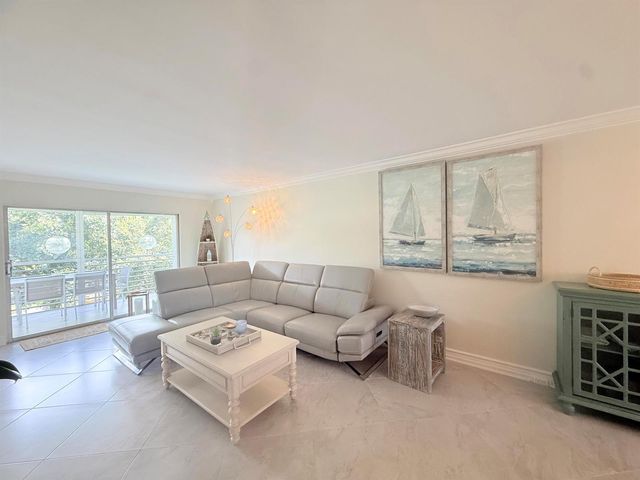 2301 Lucaya Lane D3, Coconut Creek, FL 33066