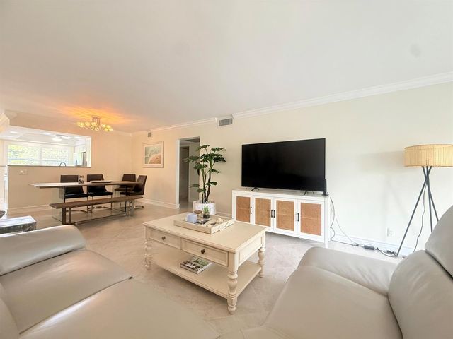 2301 Lucaya Lane D3, Coconut Creek, FL 33066