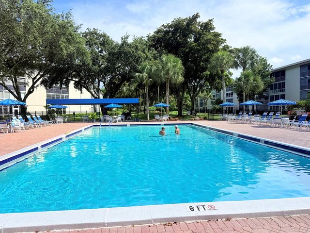 2301 Lucaya Lane D3, Coconut Creek, FL 33066