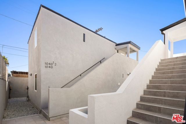 1038 E 53rd Street, Los Angeles, CA 90011