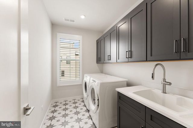 19899 HARRISON TRACE TER, Ashburn, VA 20147