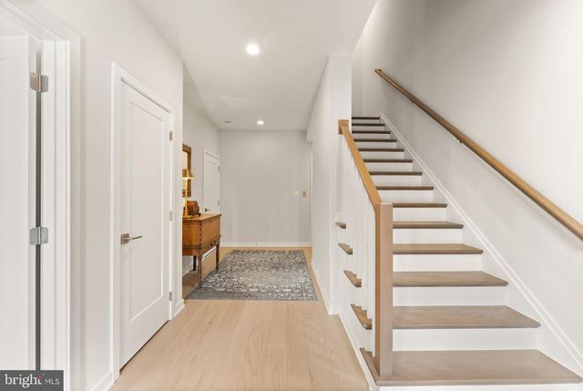 19899 HARRISON TRACE TER, Ashburn, VA 20147