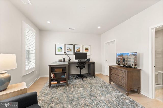 19899 HARRISON TRACE TER, Ashburn, VA 20147